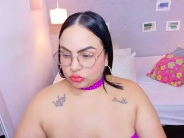 Bongacams Adult Video Chat of curvy-sexyvalen