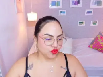 Bongacams Private Sex Chat of curvy-sexyvalen