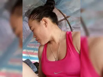 Bongacams Watch Live Sex Cams of Maris94