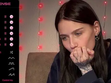 Dildo play milf cams