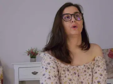 Bongacams Private Sex Chat of SophieeRain
