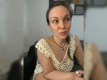 Sucking milf cams