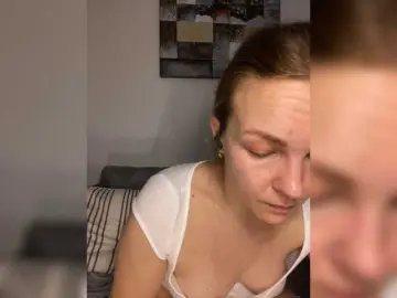 Bongacams Private Sex Chat of Alisasqrl