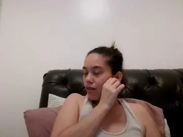 Bongacams Watch Live Sex Cams of simplesindyxx