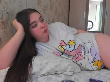 Bongacams Free Live Porn of Alicenextdoor