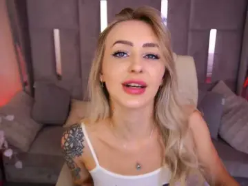 Flashing milf cams