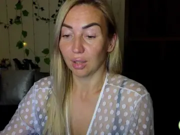 Bongacams Free Porn Cam of Jullyblondkiss
