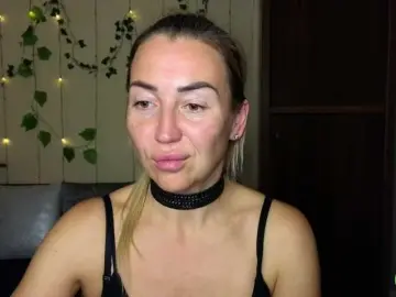 Bongacams Adult Webcams of Jullyblondkiss