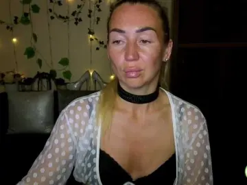 Bongacams Free Porn Cam of Jullyblondkiss