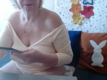 Group chat for 40+ tokens milf cams
