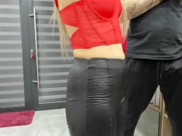 Bongacams Nude Webcam of tattoo-couple