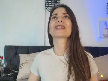 Bongacams Watch Live Sex Cams of Natasha-Kinski