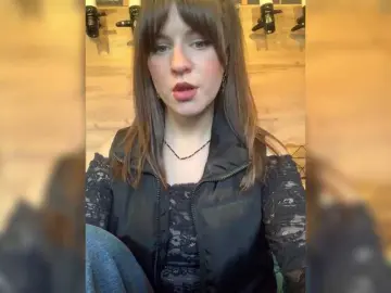 Handjob milf cams