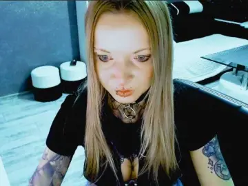 Bongacams Best live sex cam show of LisaModel