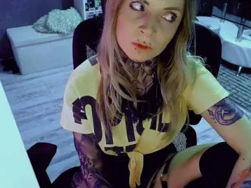Bongacams Sex Cam of LisaModel