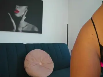 Bongacams Nude Webcam of IzzyBelle