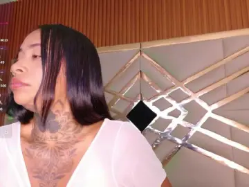 Bongacams Best live sex cam show of hollyvega