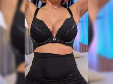 Bongacams Private Sex Chat of -LanaRay-