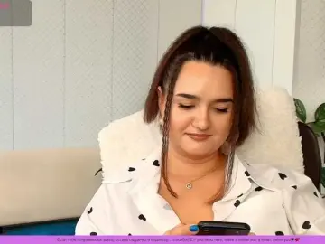 Bongacams Watch Live Sex Cams of WickedButShy