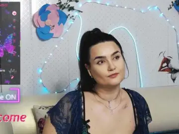 Bongacams Watch Live Sex Cams of WickedButShy