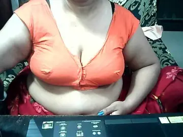 Bongacams Live Sex Cam of Indianbhabhimilf40