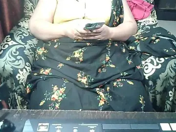 Bongacams Sex Chat of Indianbhabhimilf40