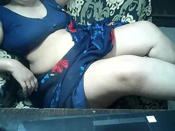 Bongacams Sex Chat of Indianbhabhimilf40