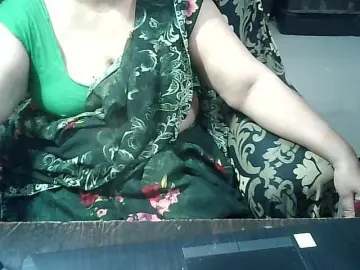 Bongacams Best live sex cam show of Indianbhabhimilf40