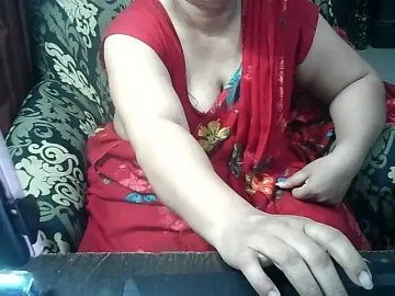 Bongacams Free Porn Cam of Indianbhabhimilf40