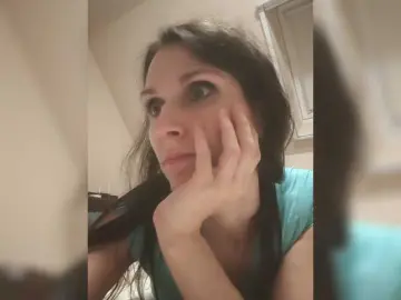Bongacams Free Live Porn of SEXYQUEEN55