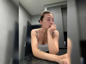 Bongacams Live Sex Cam of LunaDesire