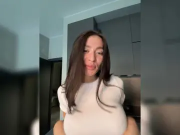 Bongacams Live Porn of LunaDesire