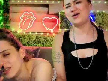 Bongacams Free Live Porn of 2Laski2