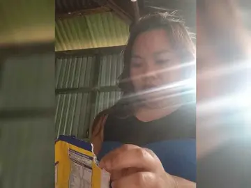 Bongacams Watch Live Sex Cams of Chemaihot96