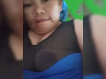 Bongacams Free Porn Cam of Chemaihot96