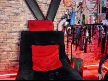 Bongacams Watch Live Sex Cams of lukis01-luna0