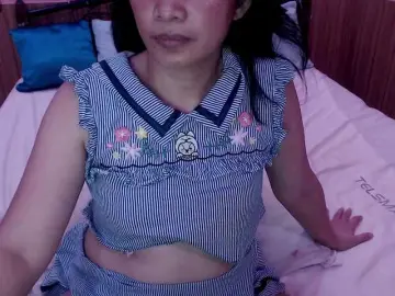 Bongacams Watch Live Sex Cams of kimikosnowie