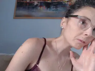 Bongacams Watch Live Sex Cams of cleophee