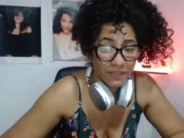 Bongacams Nude Webcam of Bellacrespa