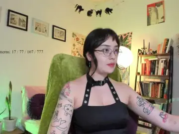 Bongacams Best live sex cam show of Luci--ana