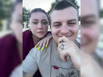 Bongacams Live Sex Cam of Dimes25