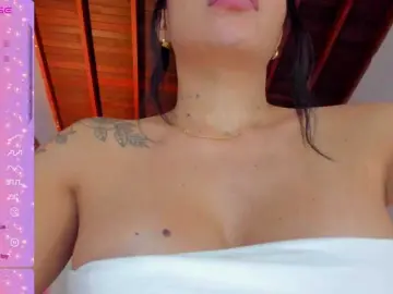 Bongacams Sex Chat of sarah-stonne