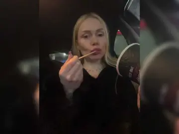 Bongacams Live Sex Cam of -SexyMilf-