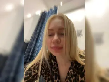 Bongacams Live Sex of -SexyMilf-