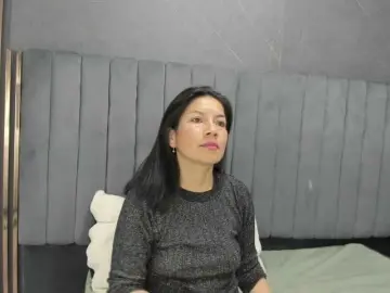 Bongacams Watch Live Sex Cams of MeganCollinss