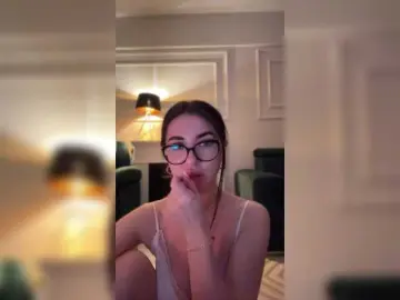 Bongacams Free Live Porn of Chiaralovee