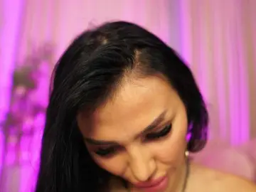 Bongacams Watch Live Sex Cams of FiresBomb777