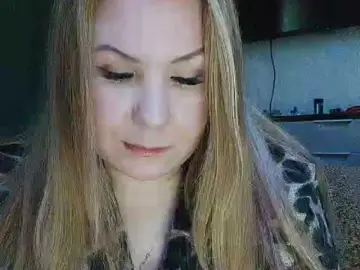 Kissing milf cams