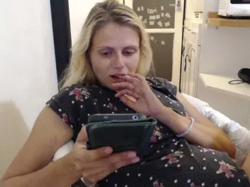 Bongacams Best live sex cam show of bradjolie