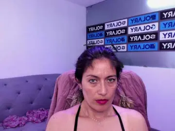 Bongacams Free Porn Cam of sara-squirtt